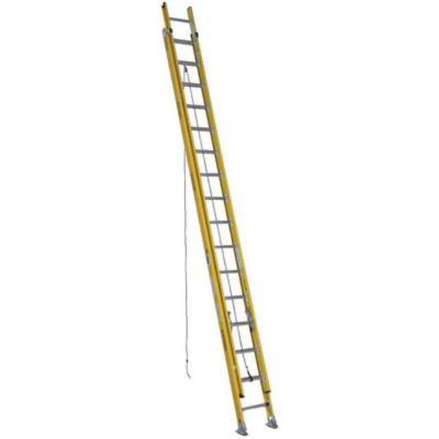 Rental store for 32 foot extension ladder in Snohomish County