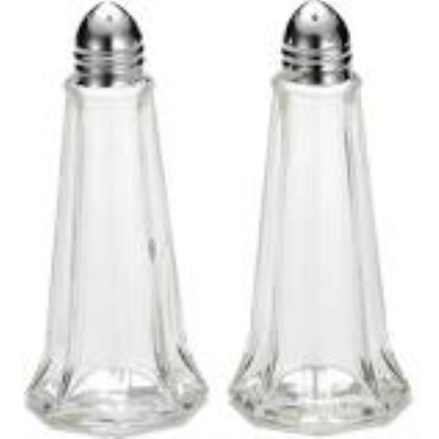 Rental store for shaker glass tower pepper shakers in Snohomish County