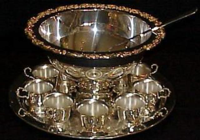 Rental store for punch bowl silver tray in Snohomish County